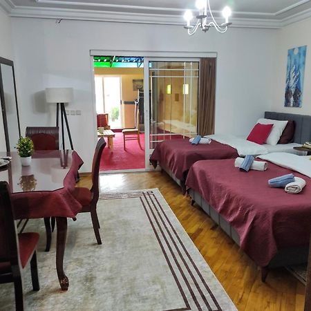 Urban Boutique Hotel プリシュティナ エクステリア 写真