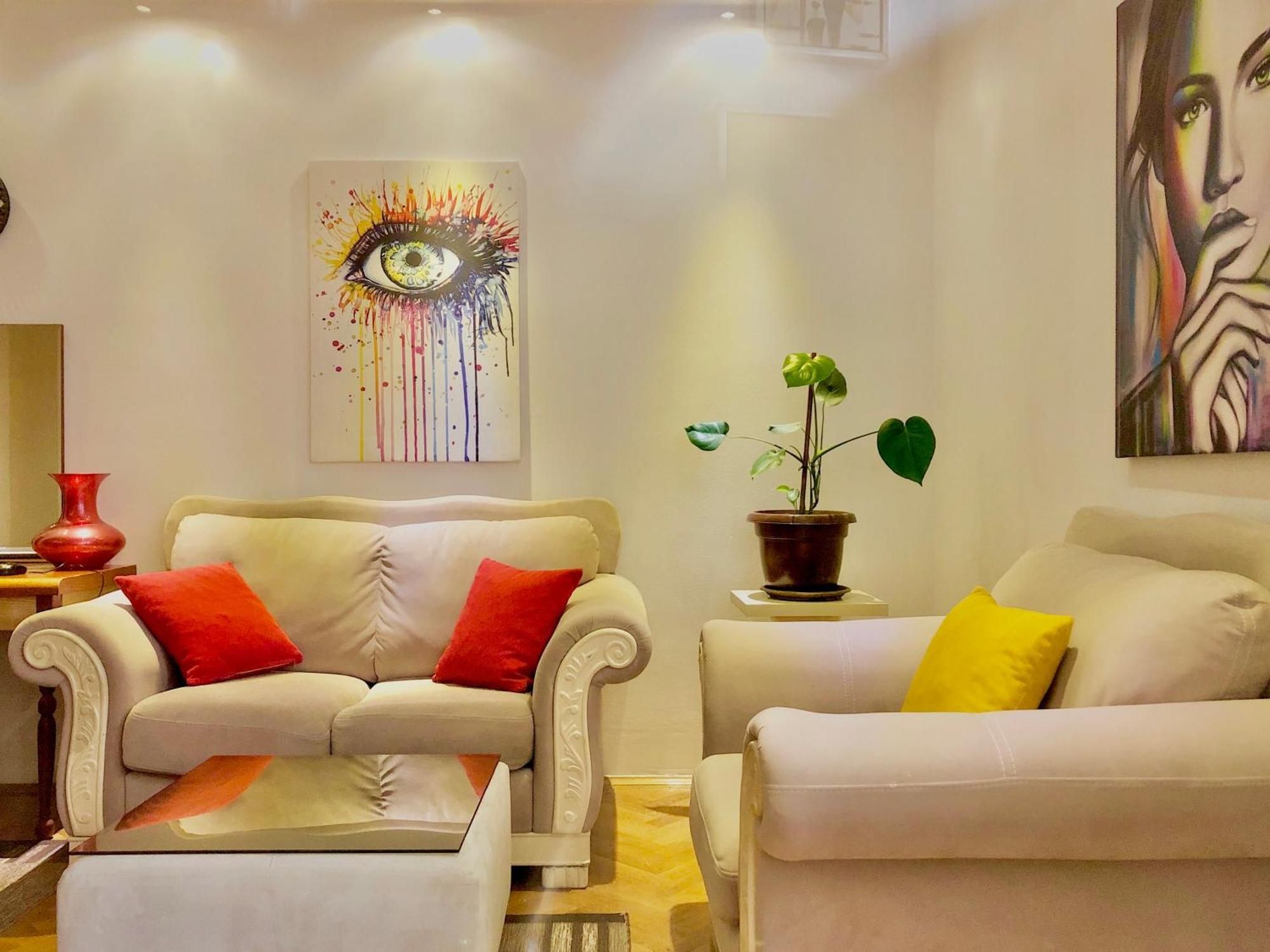 Urban Boutique Hotel プリシュティナ エクステリア 写真